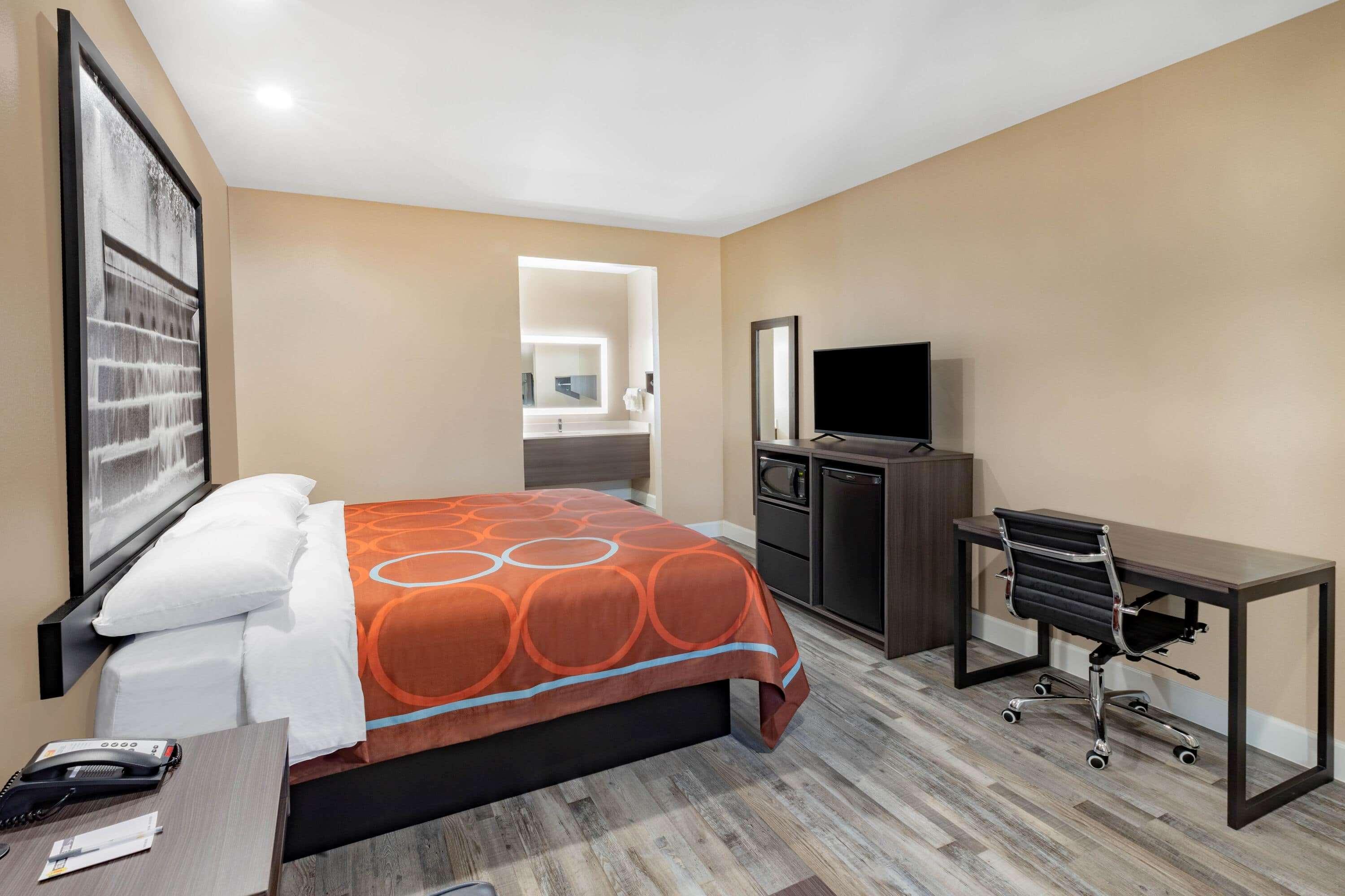 Super 8 By Wyndham Houston Nw Beltway 8-West Rd Hotel Bagian luar foto
