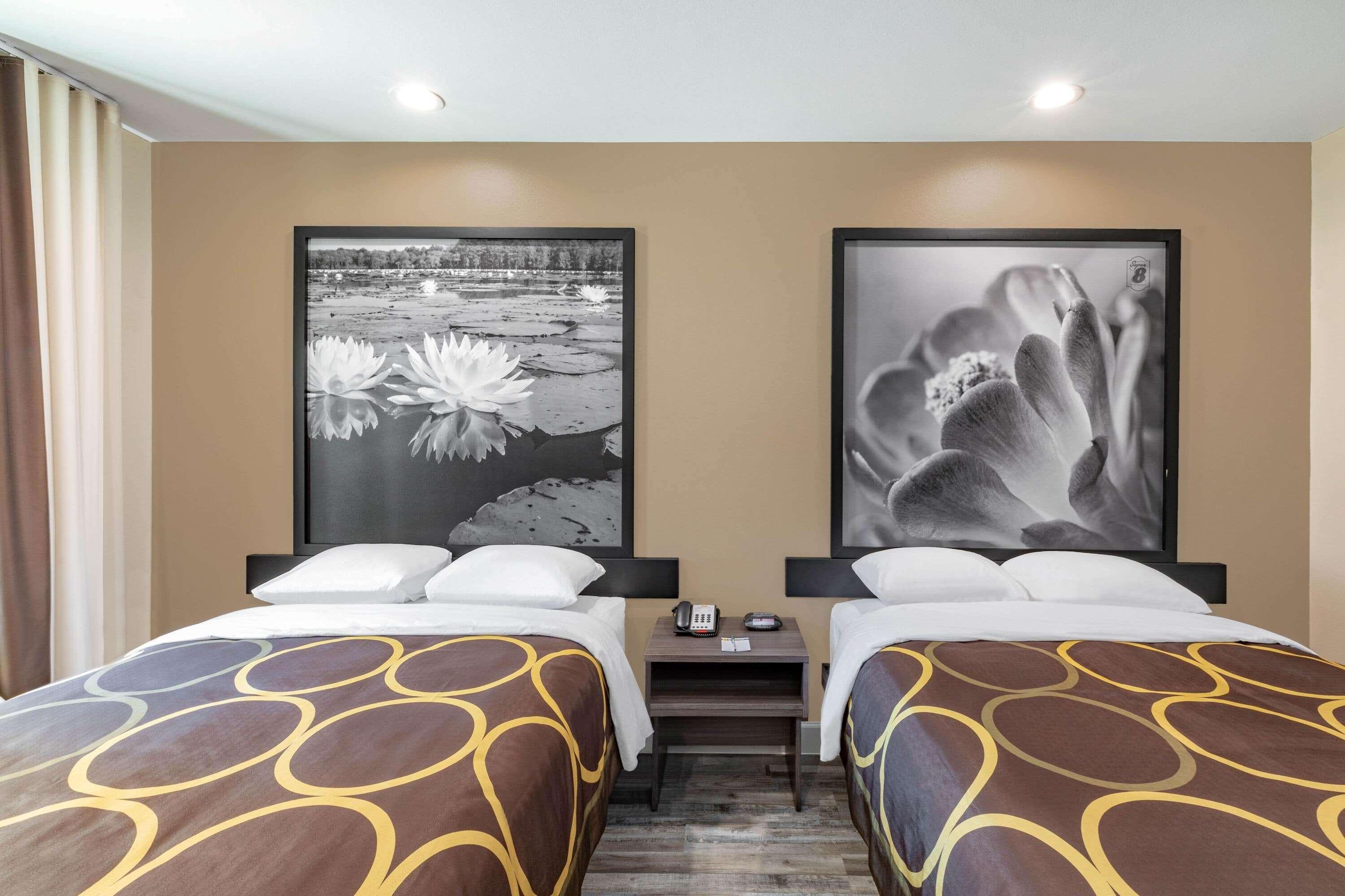 Super 8 By Wyndham Houston Nw Beltway 8-West Rd Hotel Bagian luar foto