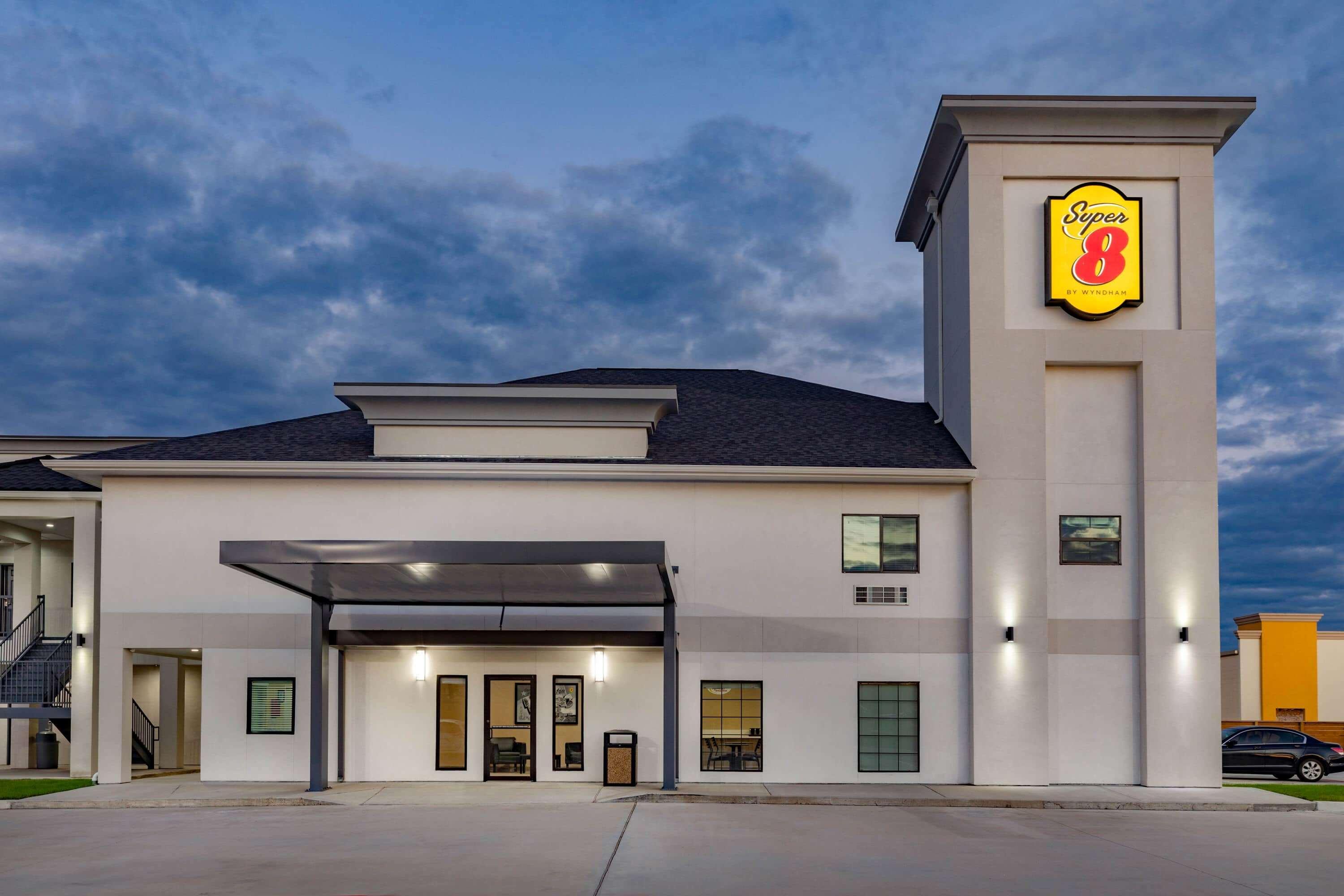 Super 8 By Wyndham Houston Nw Beltway 8-West Rd Hotel Bagian luar foto